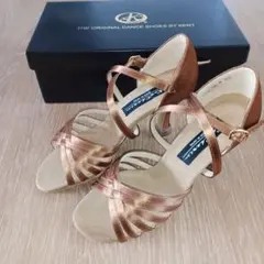 Item thumbnail for item 44102532-6910-4b60-ba9c-55773ef8aaab