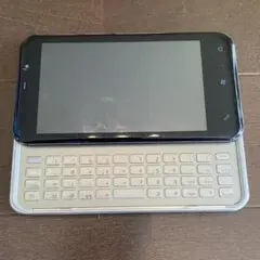 Windows スマートフォン 本体 物理キーボード付き T-01B ジャンク品のサムネイル