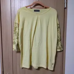 新品 ドラッグストアーズ 袖プリント ロールアップ カットソー