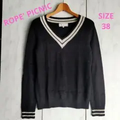 ROPÉ PICNIC アンゴラ・カシミア混Ｖネックニット ブラック ３８