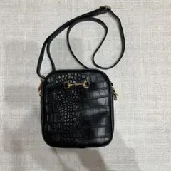 新品未使用　スクエア　クロコダイル風　ブラック　バッグ　鞄　ショルダーバッグ