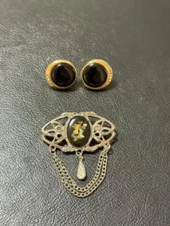 アンティーク調 ブローチ　イヤリング　セット 黒×ゴールド 上品デザイン