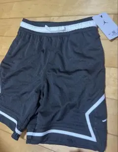 Item thumbnail for item b39cc177-539a-4a88-9e9c-e22d38707caf