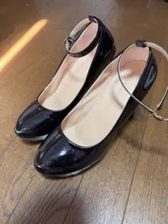 黒 エナメル アンクルストラップ パンプス 太ヒール 中古
