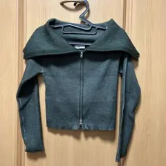 FOREVER 21 ダークグレー オフショルダーセーター F