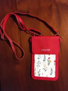 【新品未使用】サコッシュ　ショルダー　ポシェット　スマホケース