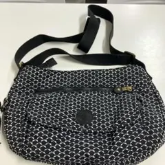 Item thumbnail for item 728e59f1-b210-4cb5-aadd-c4bd19f367f8