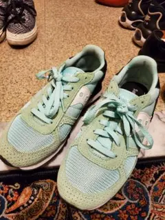 saucony　シャドウ　スニーカー26.5センチのサムネイル