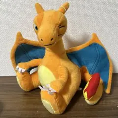 ポケットモンスター　しっぽみてみて! でっかいぬいぐるみ　リザードン