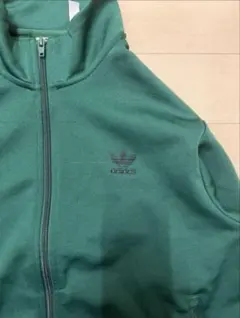 adidas、トラックジャケット、ジャージ、グリーン、緑、