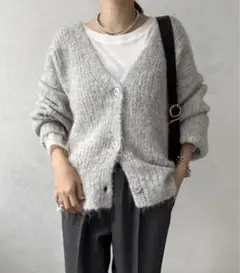 doudouグレー ニット Vネック カーディガン