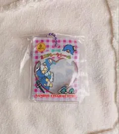 サンリオキャラクターズ　シャカシャカフレークシール風チャーム　タキシードサム