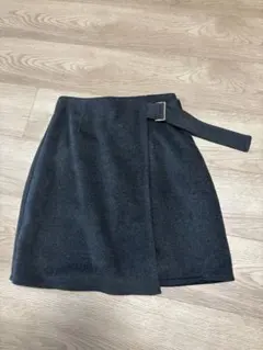 LIP SERVICE ダークグレー ミニスカート　リップサービス