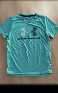 アンダーアーマー　Tシャツ