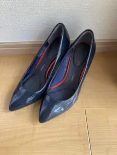 ロックポート　エナメル　パンプス　ネイビー