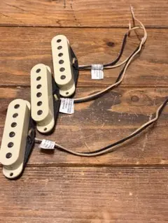 Item thumbnail for item a8ef7d3d-8c07-4f45-84df-0ce5c4036616