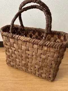 Item thumbnail for item 24371e87-60ac-4099-b2d4-092b488a492c