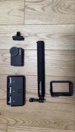 美品】DJI Osmo Action 4 本体 PGYTECHアクセサリー付き - メルカリ