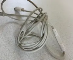 Apple純正/Lightningイヤフォン ホワイト マイク&音量調整付き