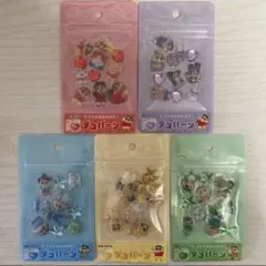 【新品 未開封】 クレヨンしんちゃん デコパーツ 簡単・便利シール付き　5P