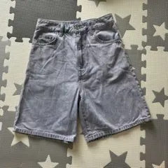 H&M ライトグレー デニムショートパンツ EUR 32
