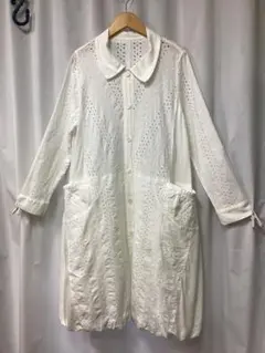 最終値下げ　美品　t.b  センソユニコ　レースコートのサムネイル