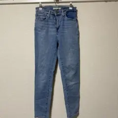 LEVI’S デニムパンツ
