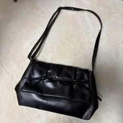シーイン　ショルダーバック　リボン　ブラック　SHEIN リボンバッグ