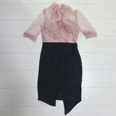 tika ビジュー付き レーススリーブ ドレス（ピンク・黒）