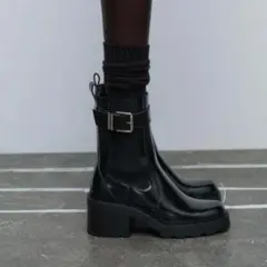 [ZARA] バックル付きチェルシーハイヒールショートブーツ 美品