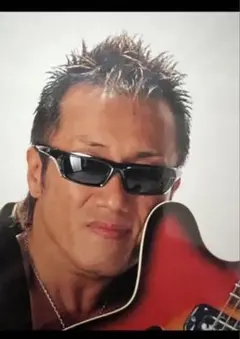 長渕剛 ライブ 金スマ 多数着用 サングラス メルカリ