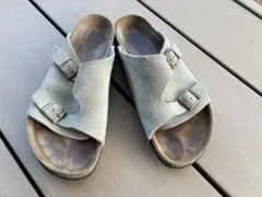 Item thumbnail for item 6ebe8f5b-160c-4442-8de1-dcbc3c501c84