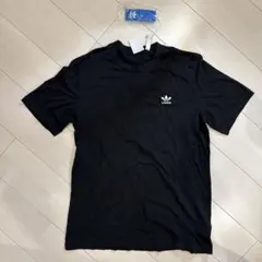 adidas ワンポイントTシャツブラック