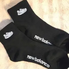 新品✨　new balance ロゴ刺繍 ブラックソックス2足セット