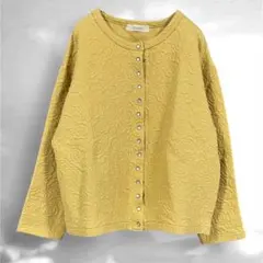 黄色カーディガン