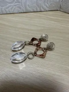 クリアビーズ ピアス