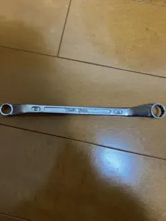 Item thumbnail for item 55ec90a9-da65-47b8-a58b-35a747e9a641