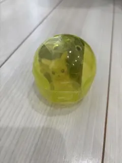 フロッキードール ピカチュウ ガチャガチャ カプセル