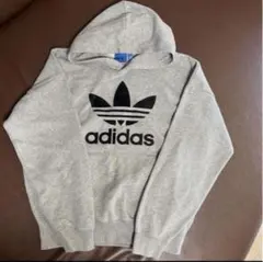 アディダスオリジナルス パーカー