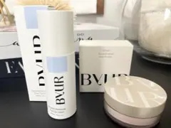バイユア 下地トーンアップクリーム　ブルー モイストフェイスパウダー パール