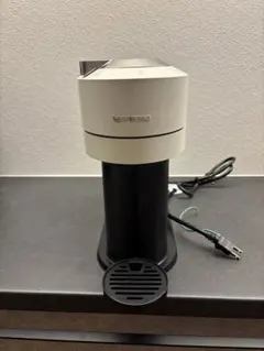 Item thumbnail for item 9b6b7e2d-3a33-4a12-a8a9-96a634eacec8