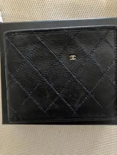 CHANEL ブラックレザー 二つ折り財布