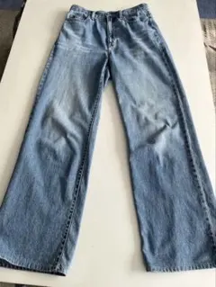 UNIQLO ワイドストレートジーンズ　24