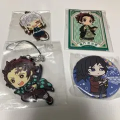 鬼滅の刃　缶バッジ　4点セット