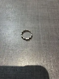 シルバーカラー デザインリング