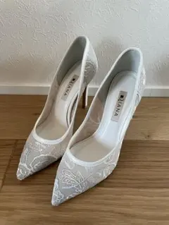 ダイアナ 刺繍パンプス 花柄 ライトグレー 結婚式 23 ブライダルシューズ