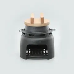 老舗鋳鉄メーカーの「かまど」と「一升炊きの羽釜」のセット　未使用品 老舗鋳鉄メーカーの「かまど」と「一升炊きの羽釜」のセット 未使用品