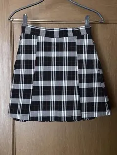 BROWNY サスペンダー付き　ミニスカート　F