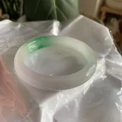 翡翠バングル 淡いピンク紫 はとばいろ色 煙紫 約58mm - メルカリ
