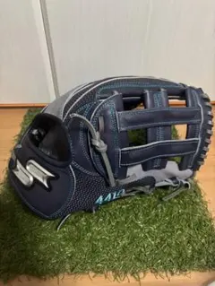 Item thumbnail for item d5188bb9-48e8-474c-bd1c-a6953d9fcff9